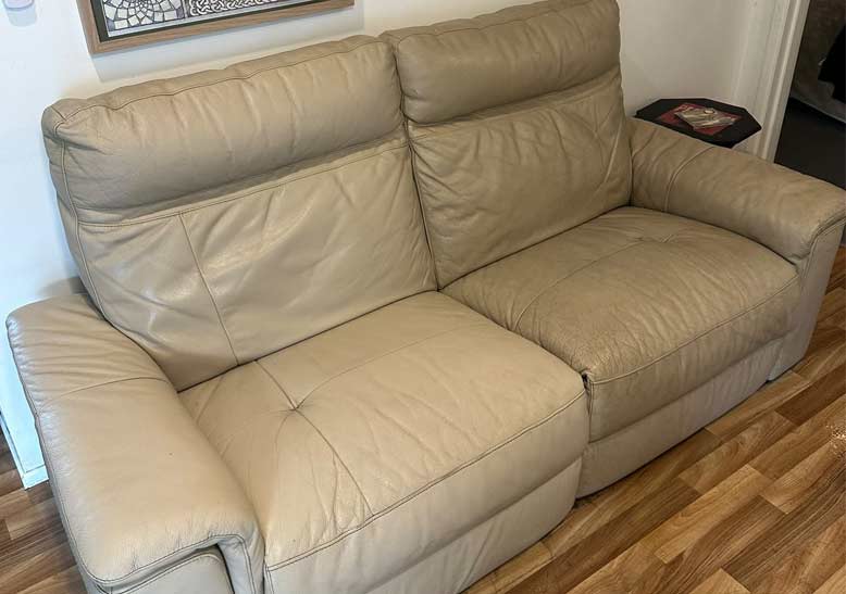 The Complete Guide to Professional Leather Couch Cleaning in Australia (2026) Banner