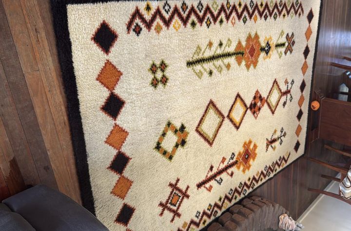 The Complete Guide to Professional Rug Cleaning in Australia (2026) thumbnail