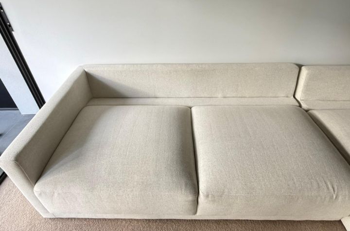 Essential Questions to Ask Before Choosing a Couch Cleaning Service thumbnail